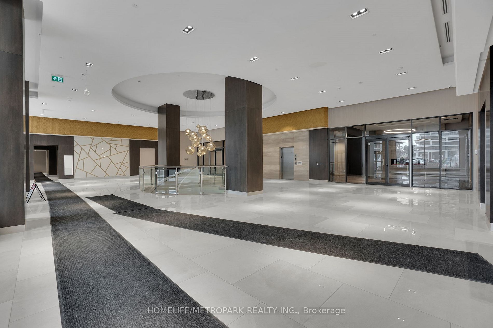 9000 Jane Street, #1506