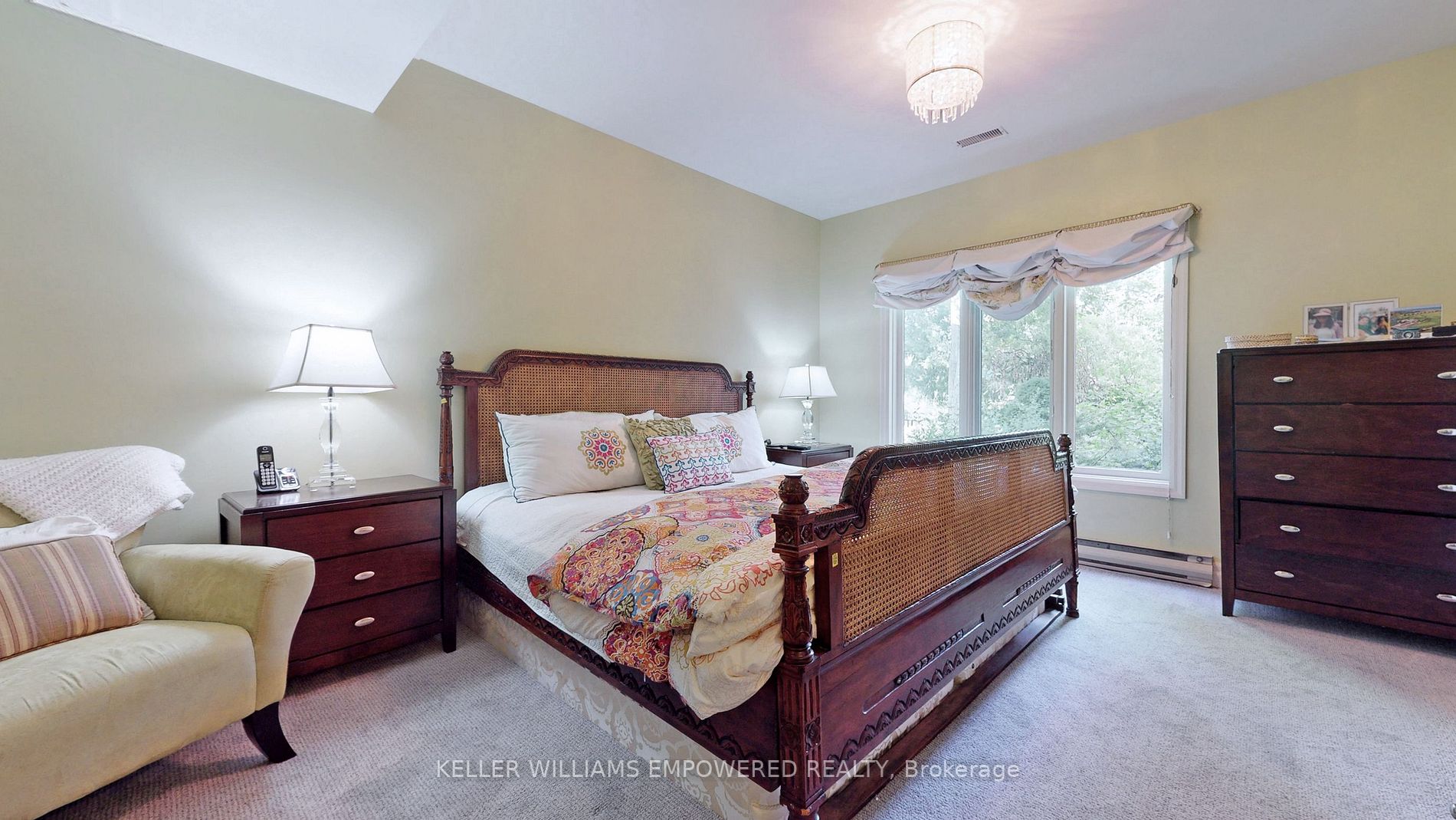140 Rebecca Crt