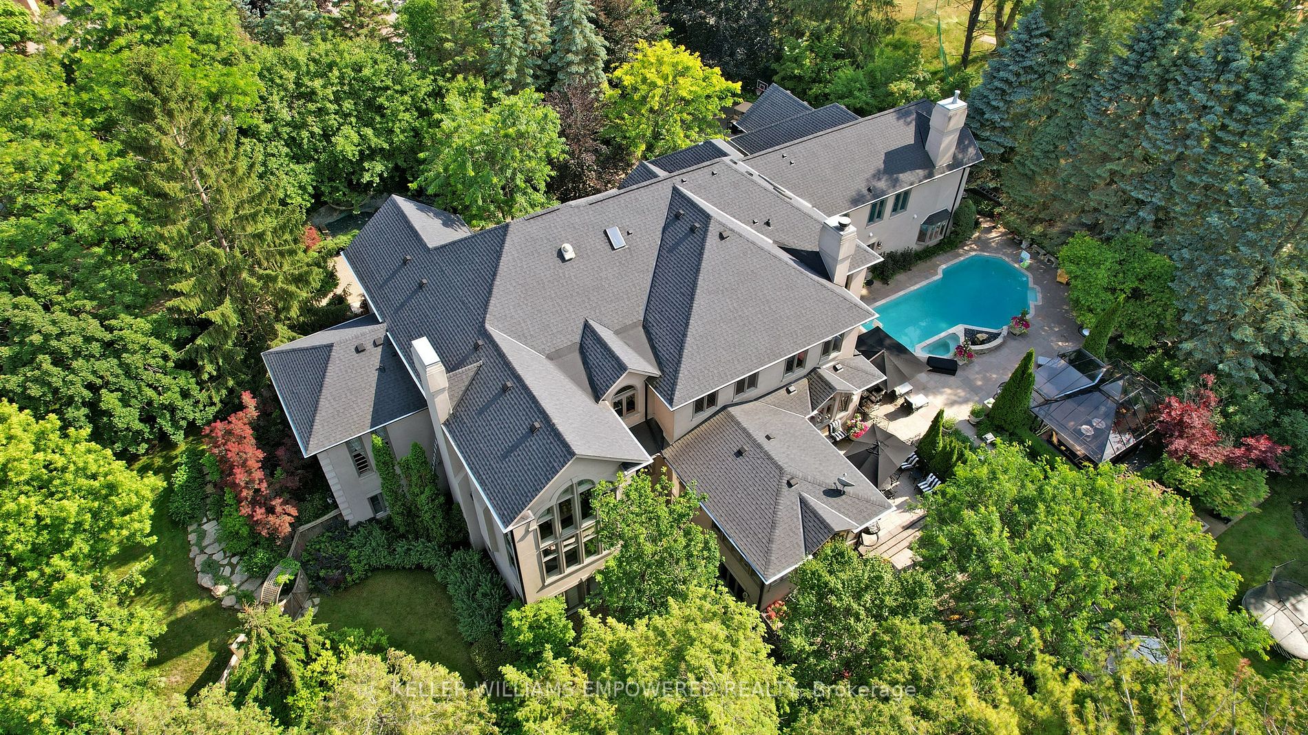 140 Rebecca Crt