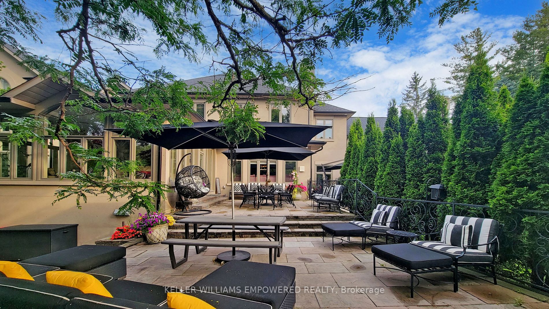 140 Rebecca Crt