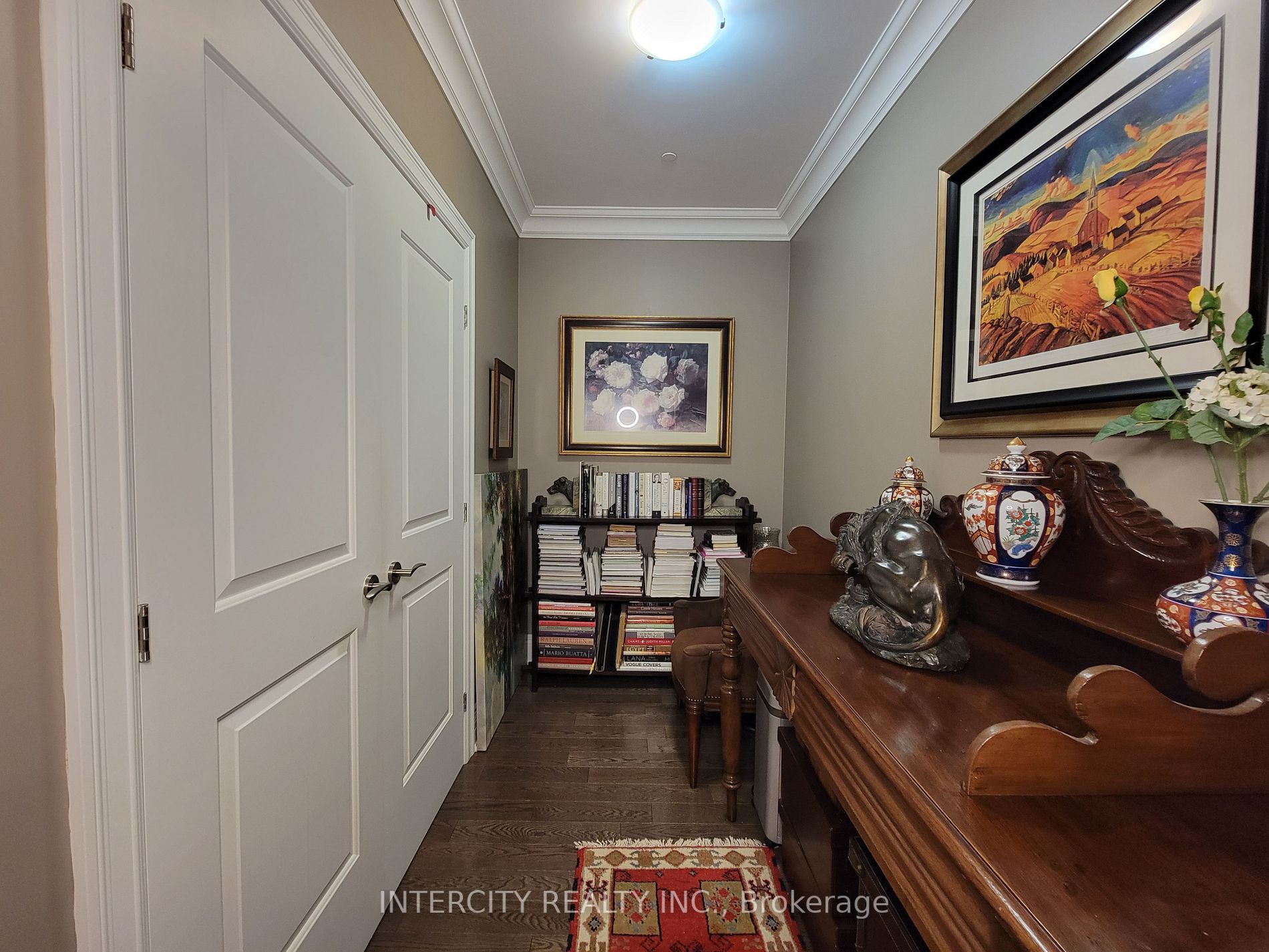 80 Burns Blvd, #235