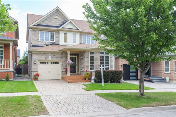 37 Gordon Weeden Rd, Markham