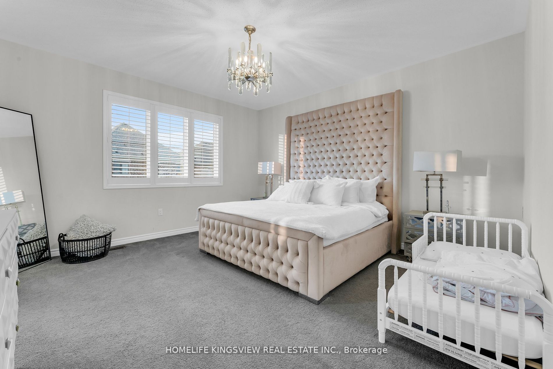 48 Pierre Berton Blvd