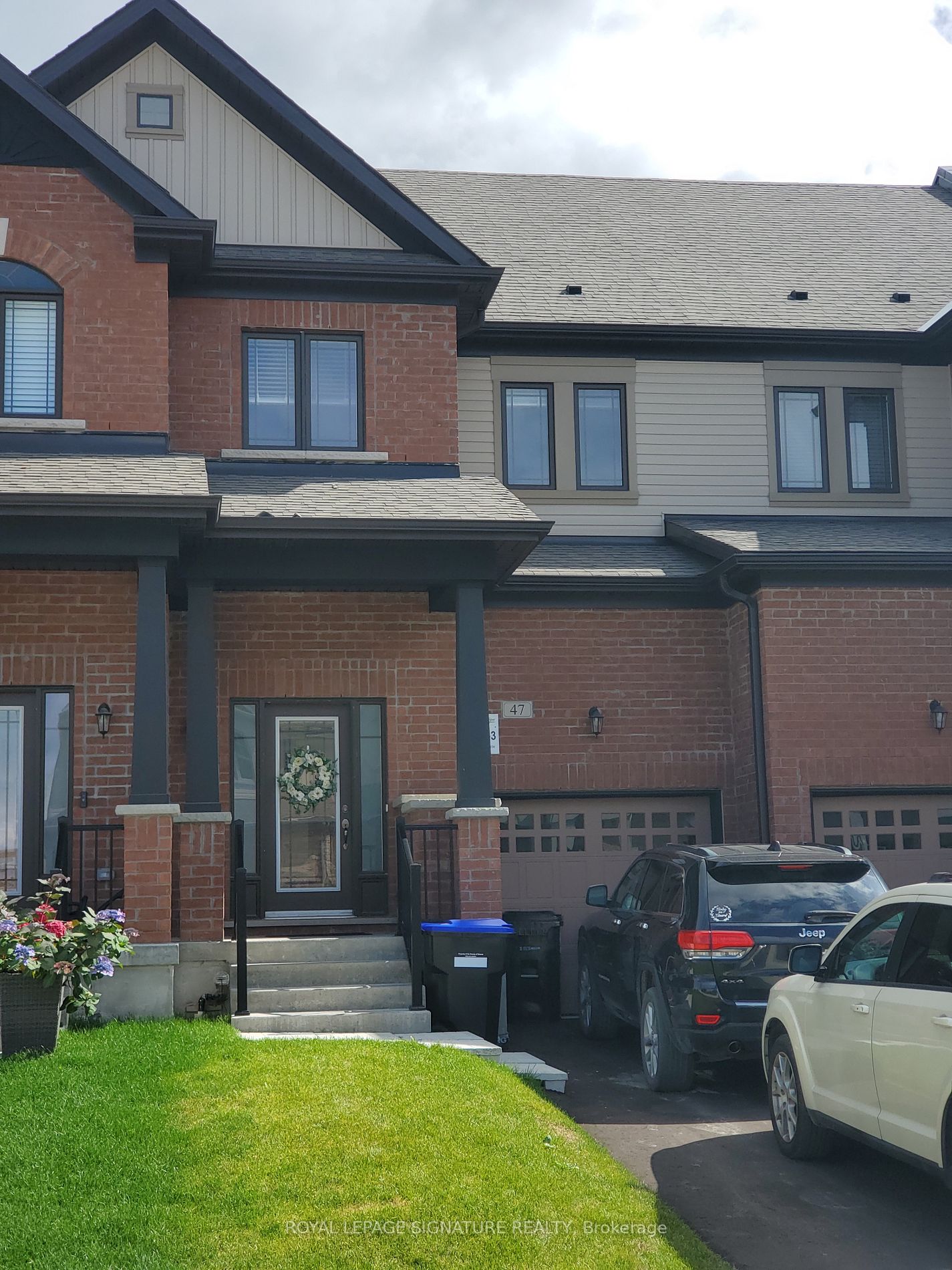 47 Lorne Thomas Pl