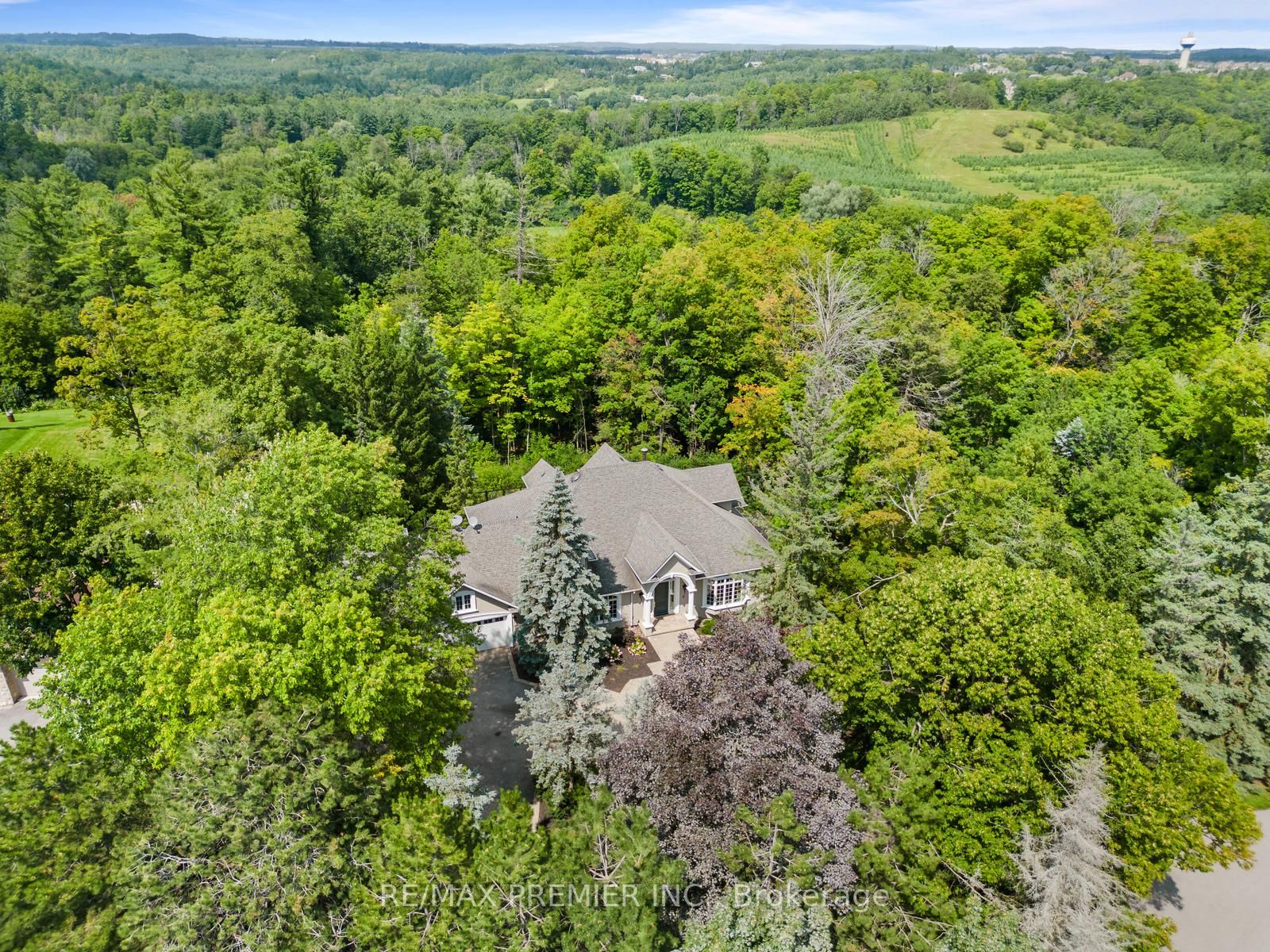 90 Klein's Cres