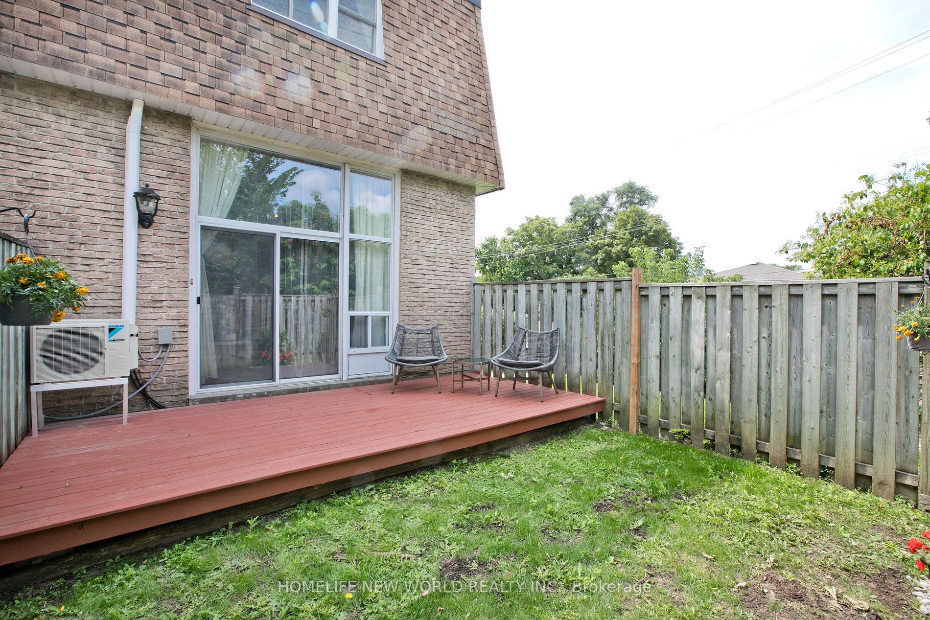 141 Clark Ave, #Th-68
