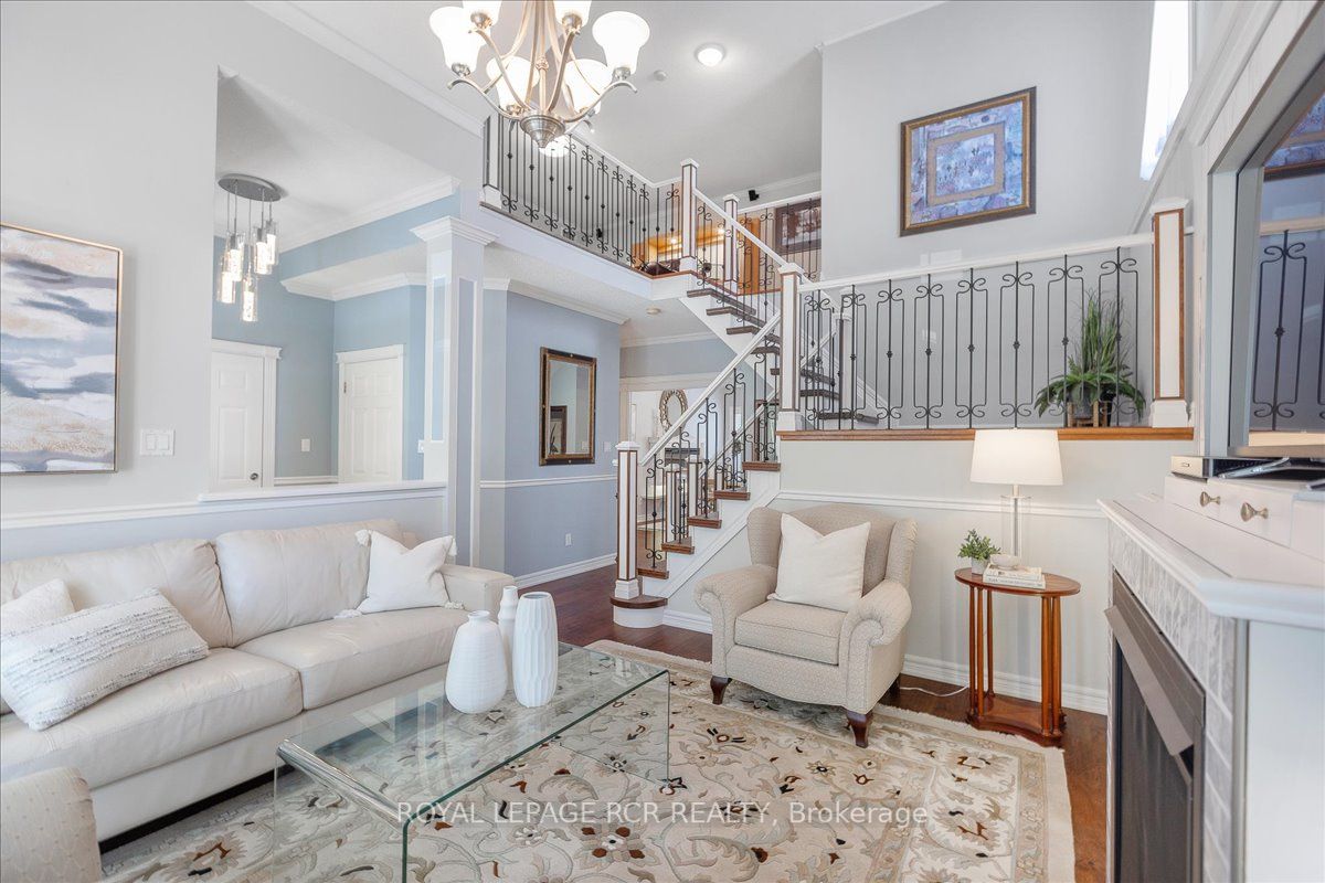 21 Meadow's End Cres