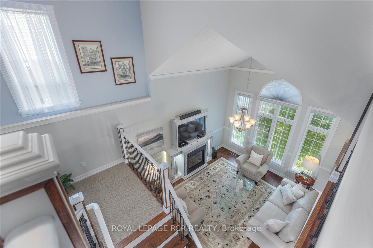 21 Meadow's End Cres
