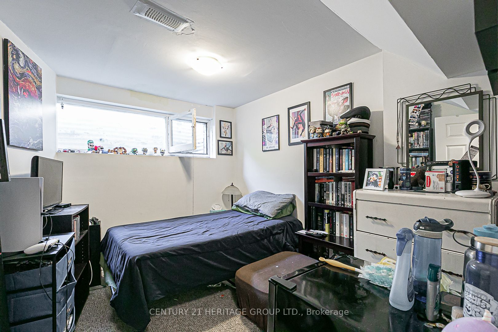 17 Jasper Dr