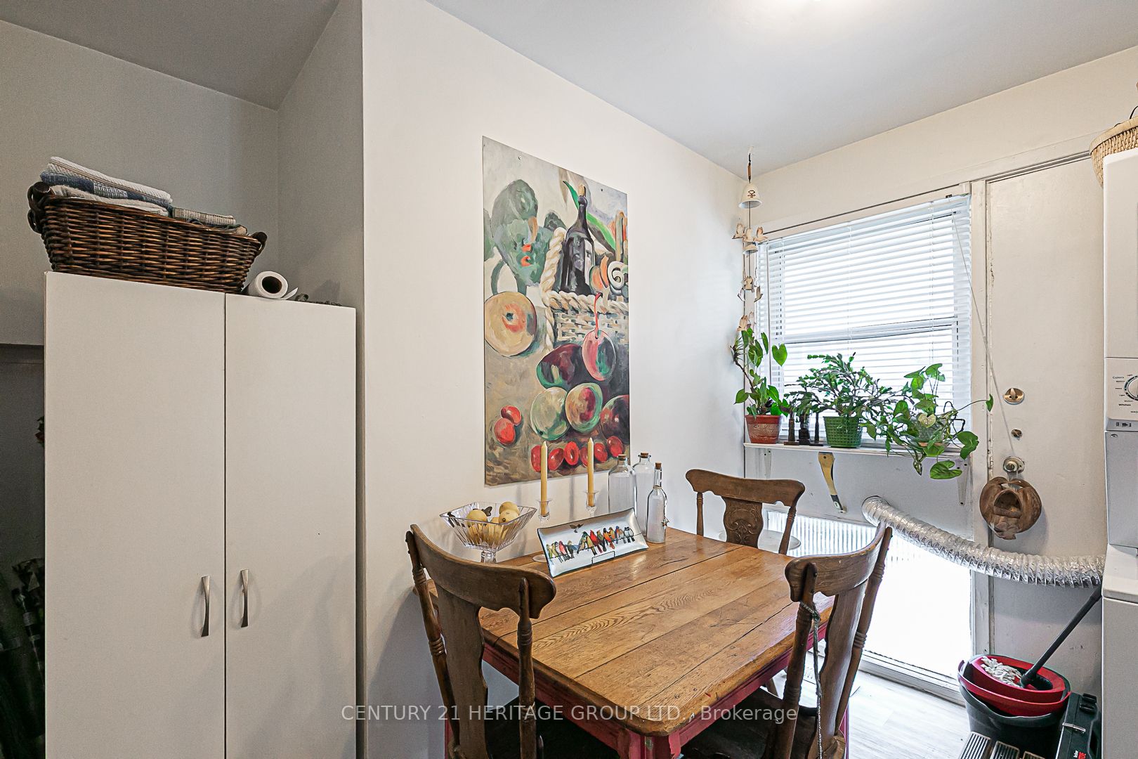 17 Jasper Dr