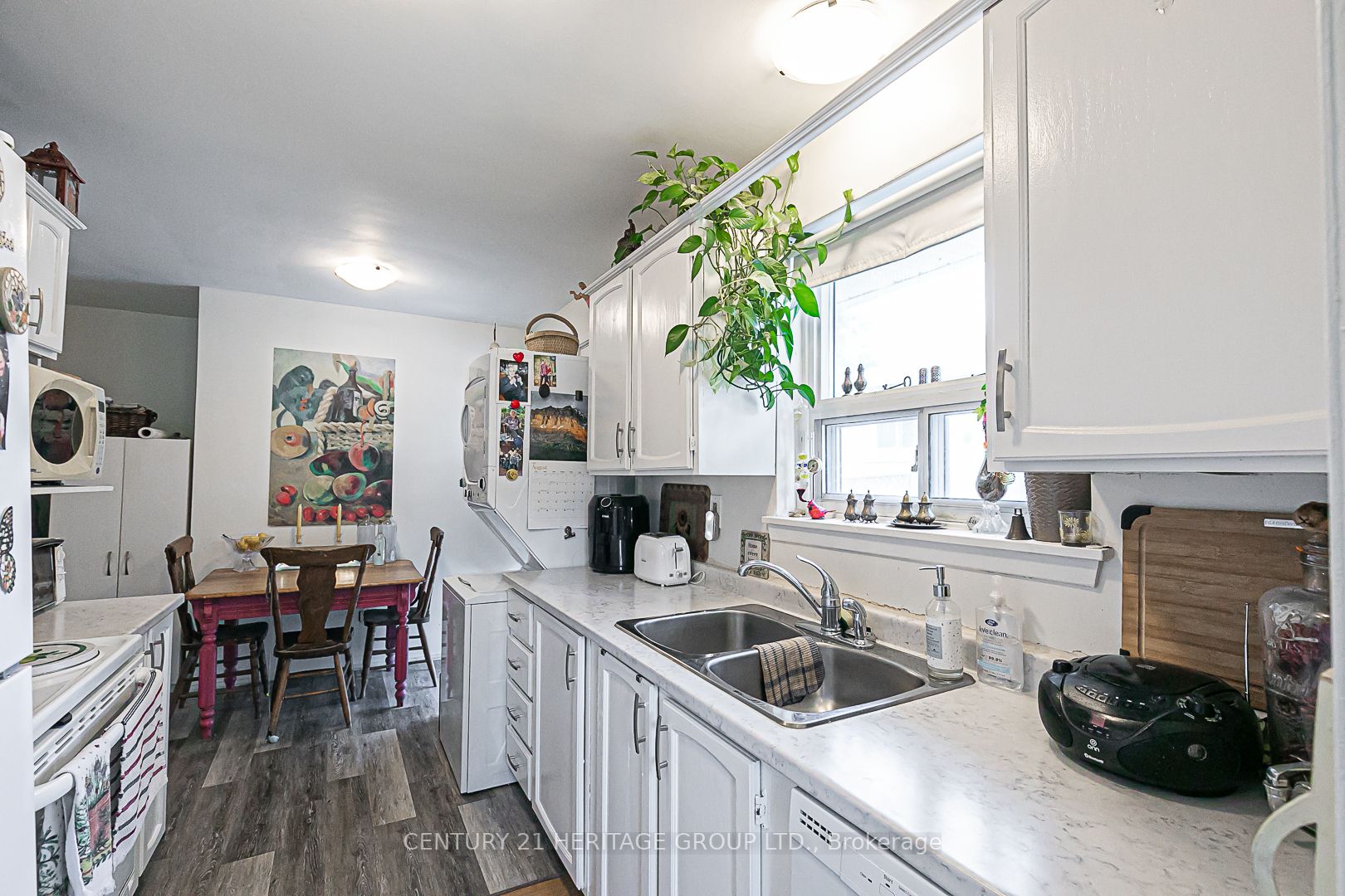 17 Jasper Dr
