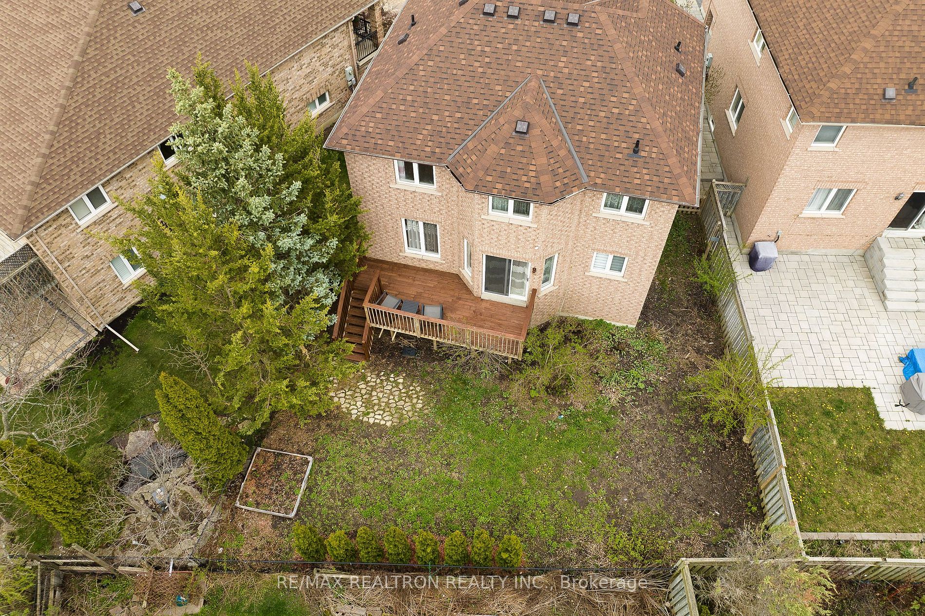 44 Wildflower Dr