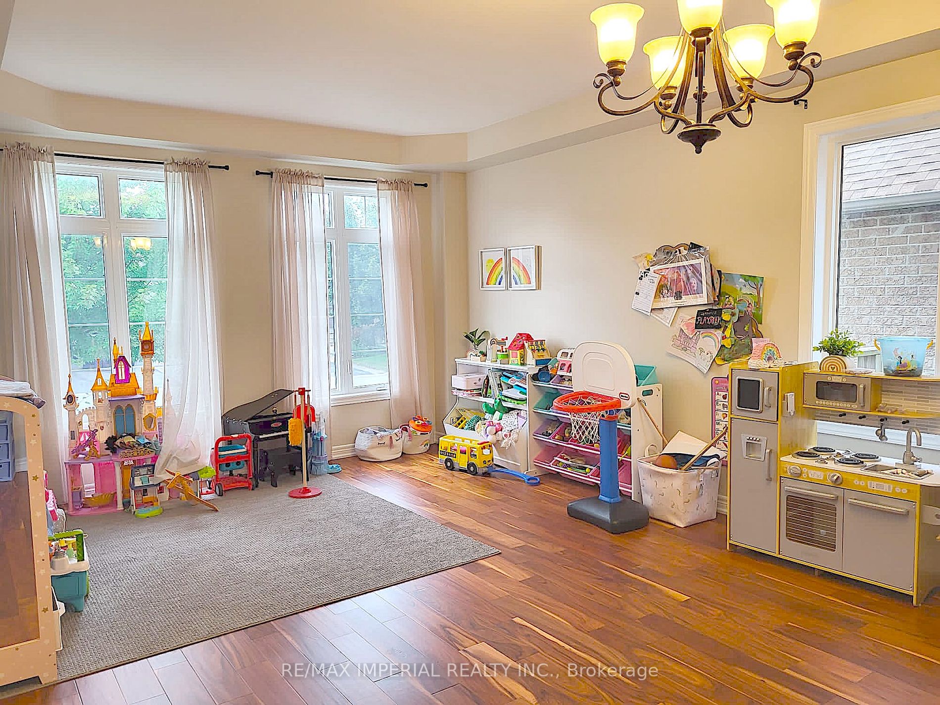 7 Tonner Cres