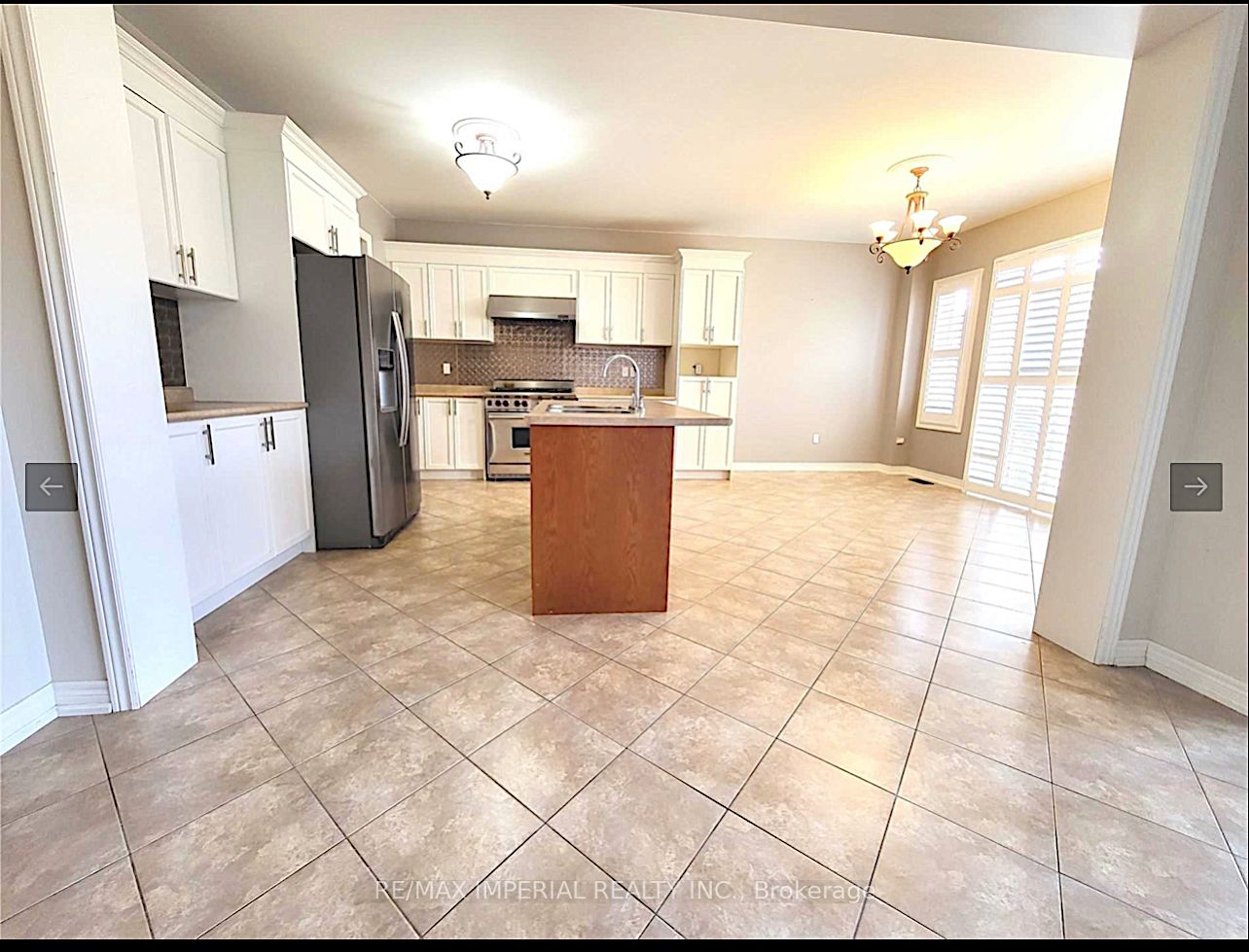 7 Tonner Cres