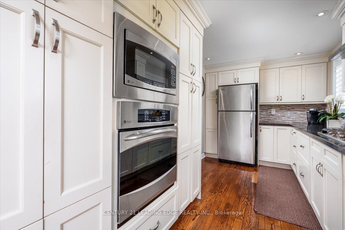 53 Hill Dr