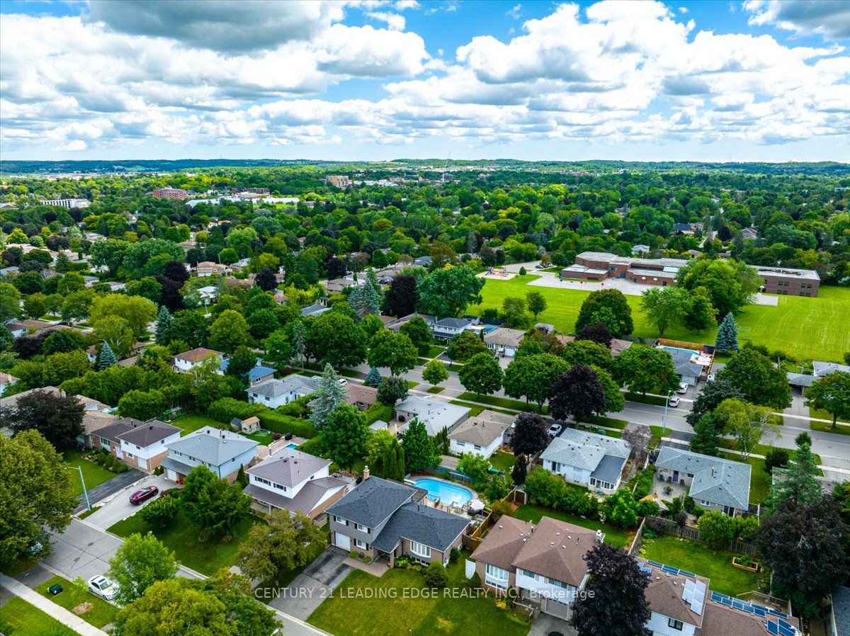 53 Hill Dr