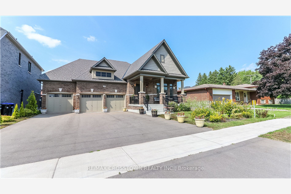 24 Victoria St W, Innisfil
