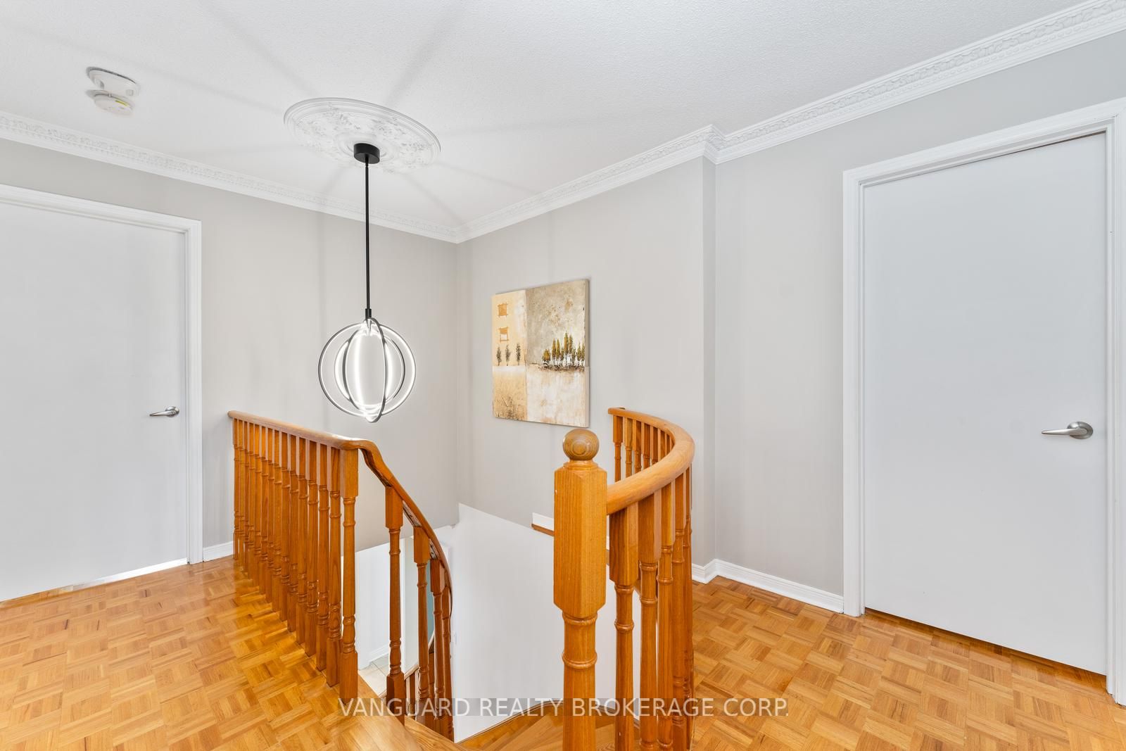 55 Governor Cres