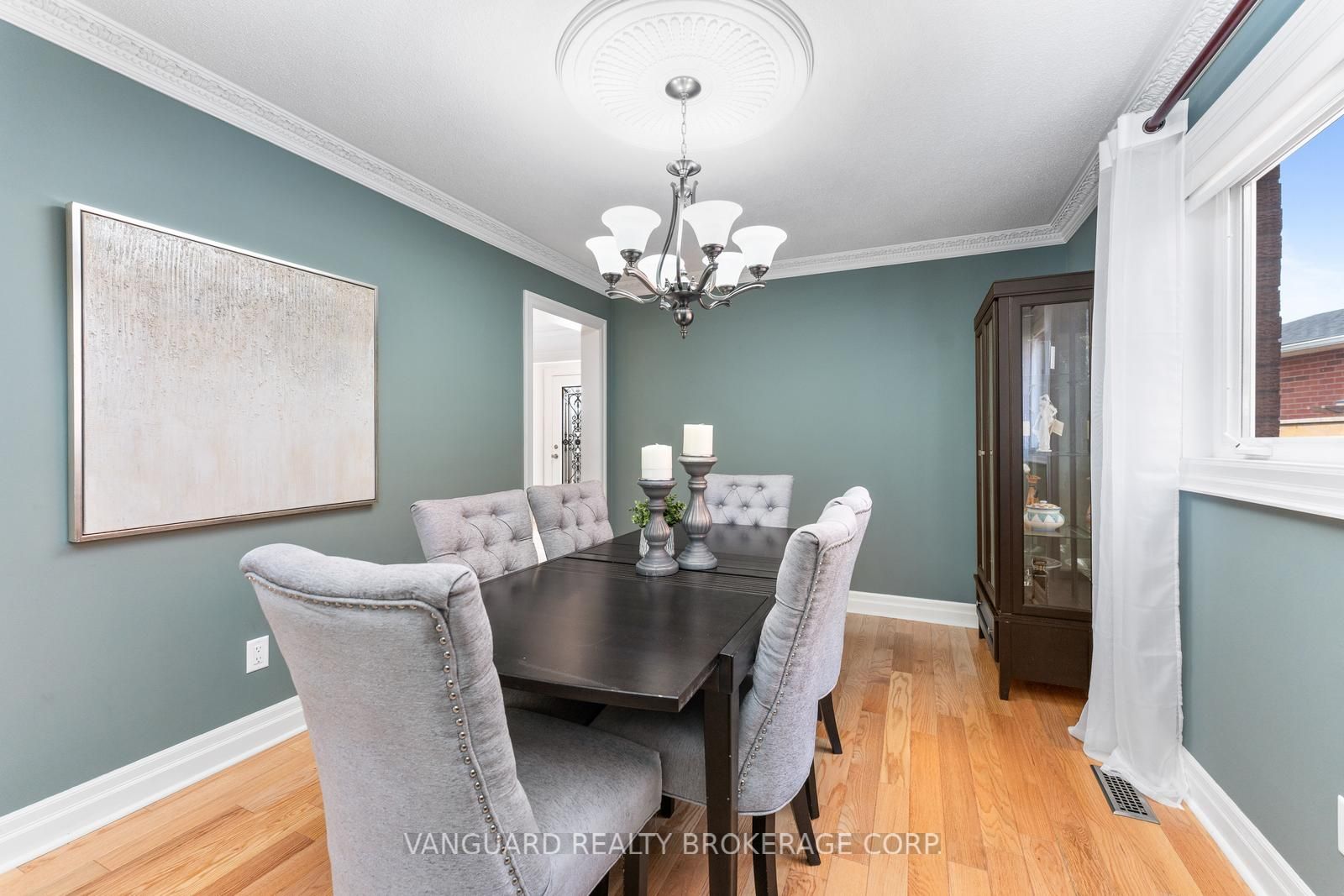 55 Governor Cres
