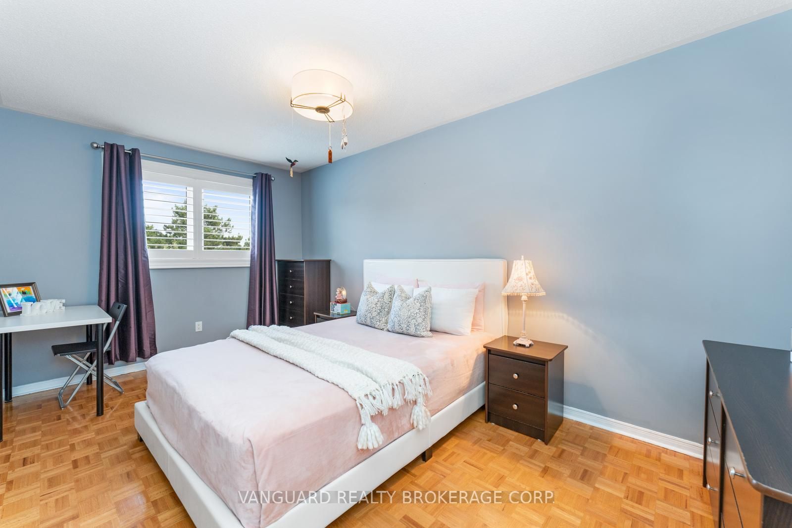 55 Governor Cres