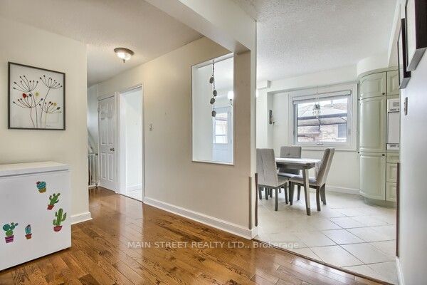 64 Cardinal Cres