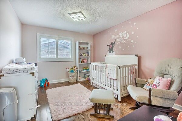 64 Cardinal Cres