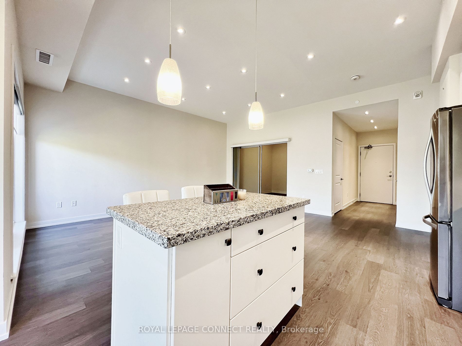 555 William Graham Dr, #Ph #412
