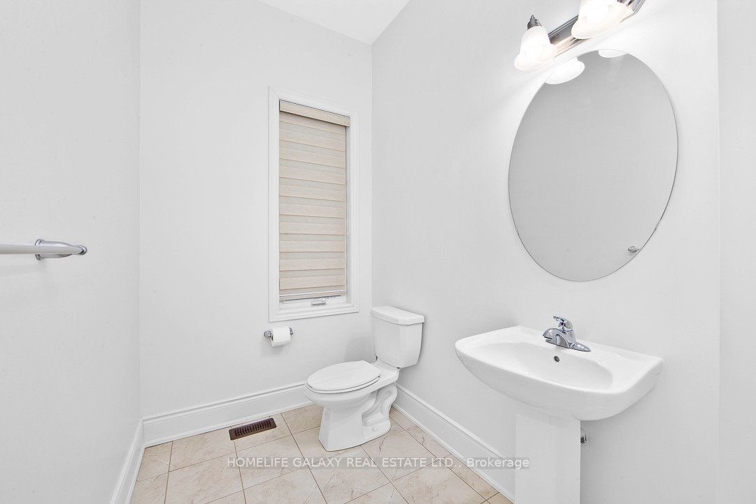 38 Ken Sinclair Cres