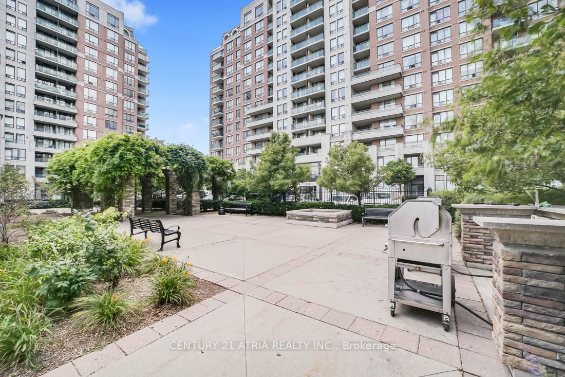 350 Red Maple Rd, #614