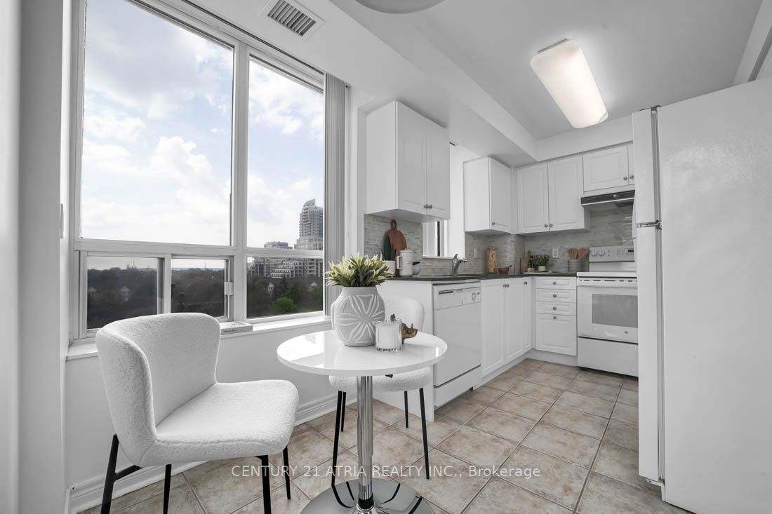 350 Red Maple Rd, #614