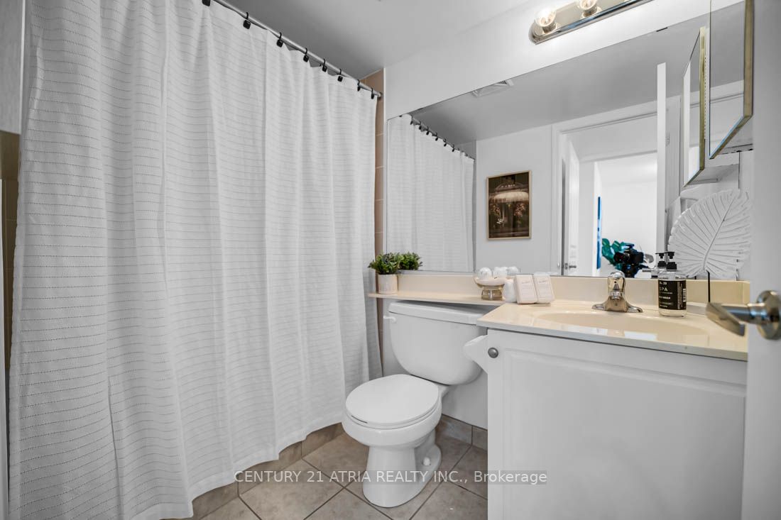350 Red Maple Rd, #614
