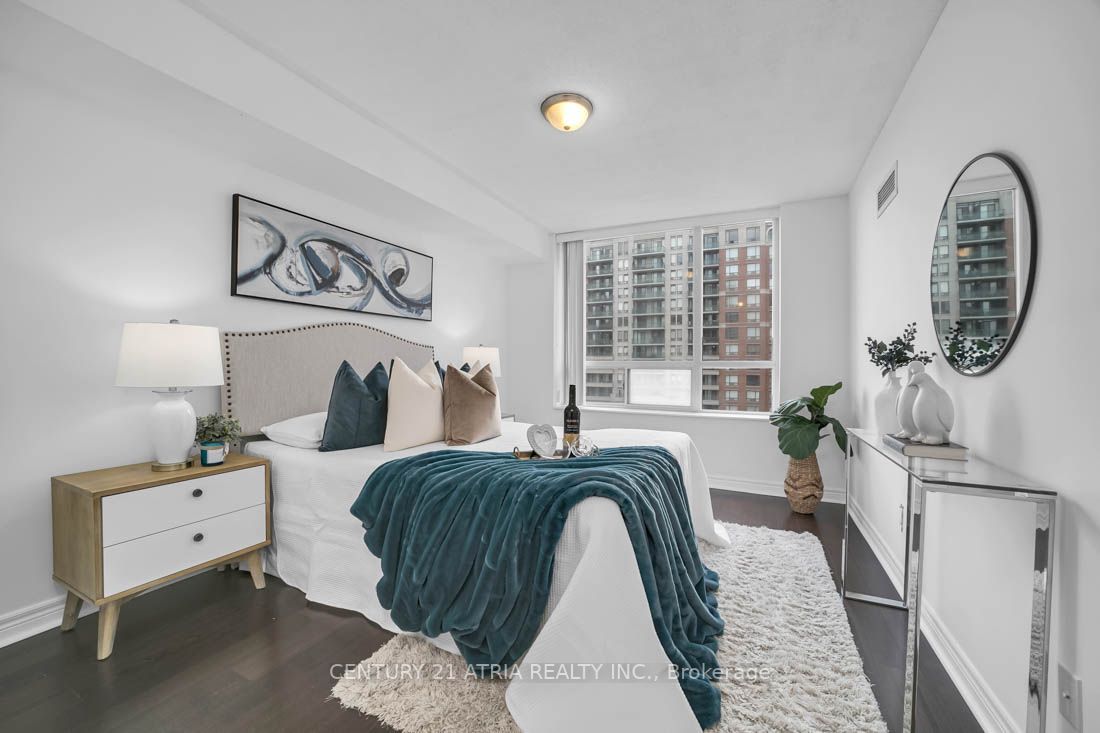 350 Red Maple Rd, #614
