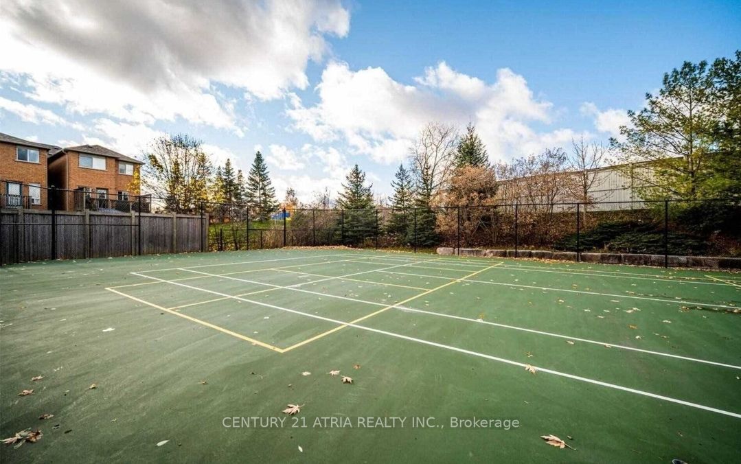 350 Red Maple Rd, #614