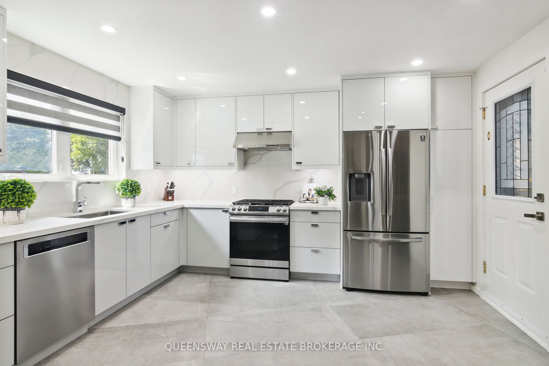 25 Jasper Dr