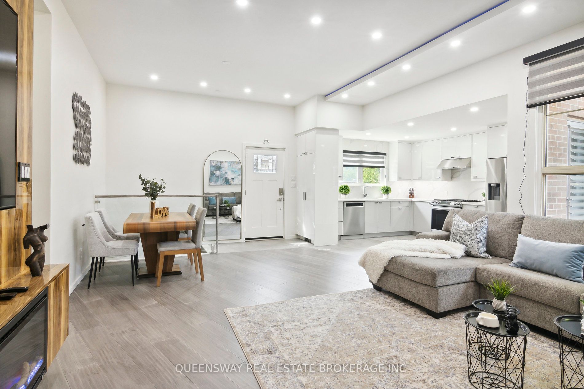 25 Jasper Dr