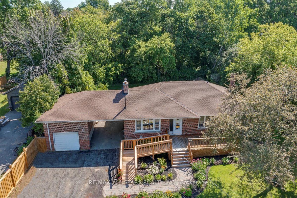 35 Lake Dr N