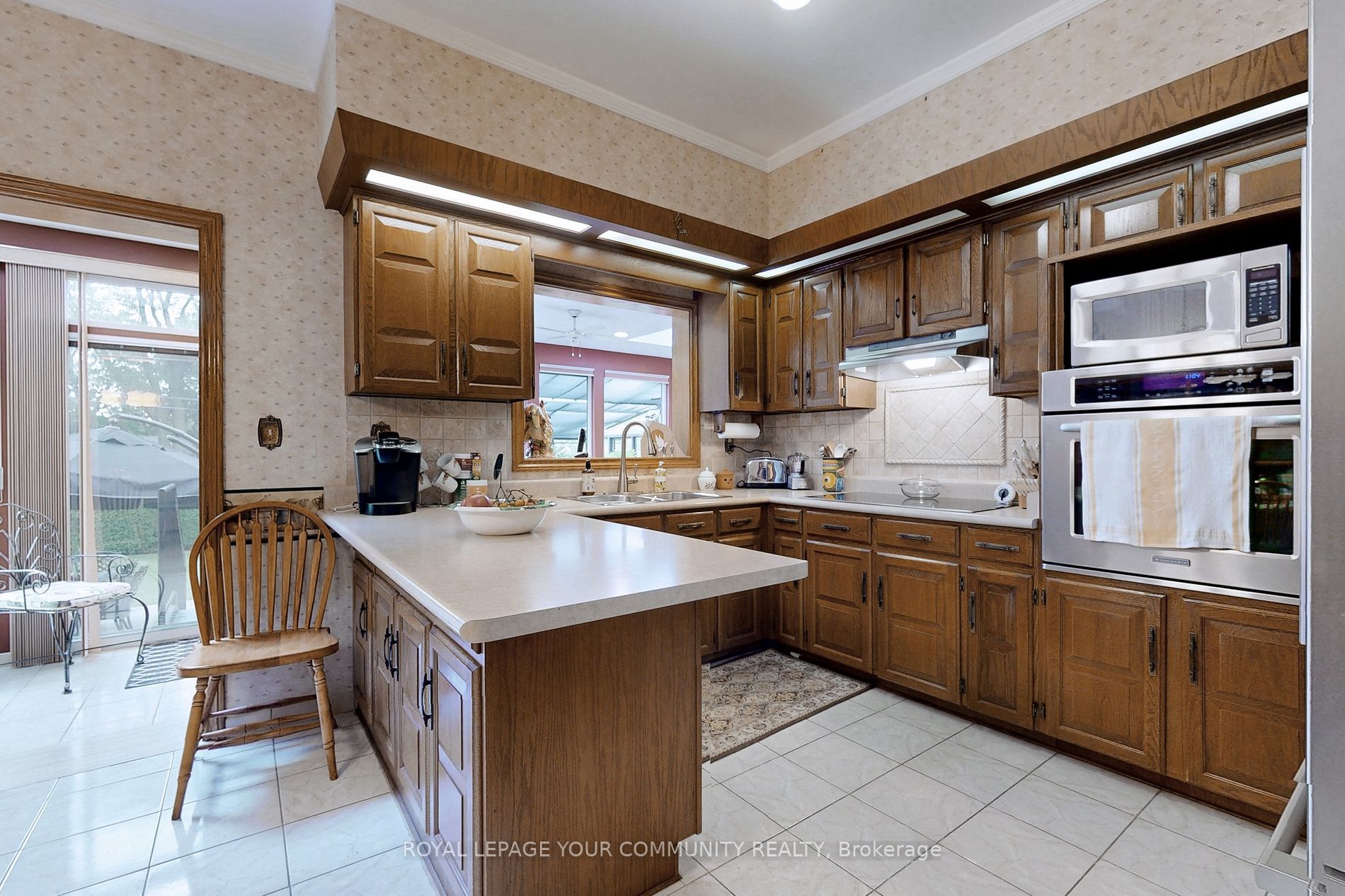 79 Rockview Gdns