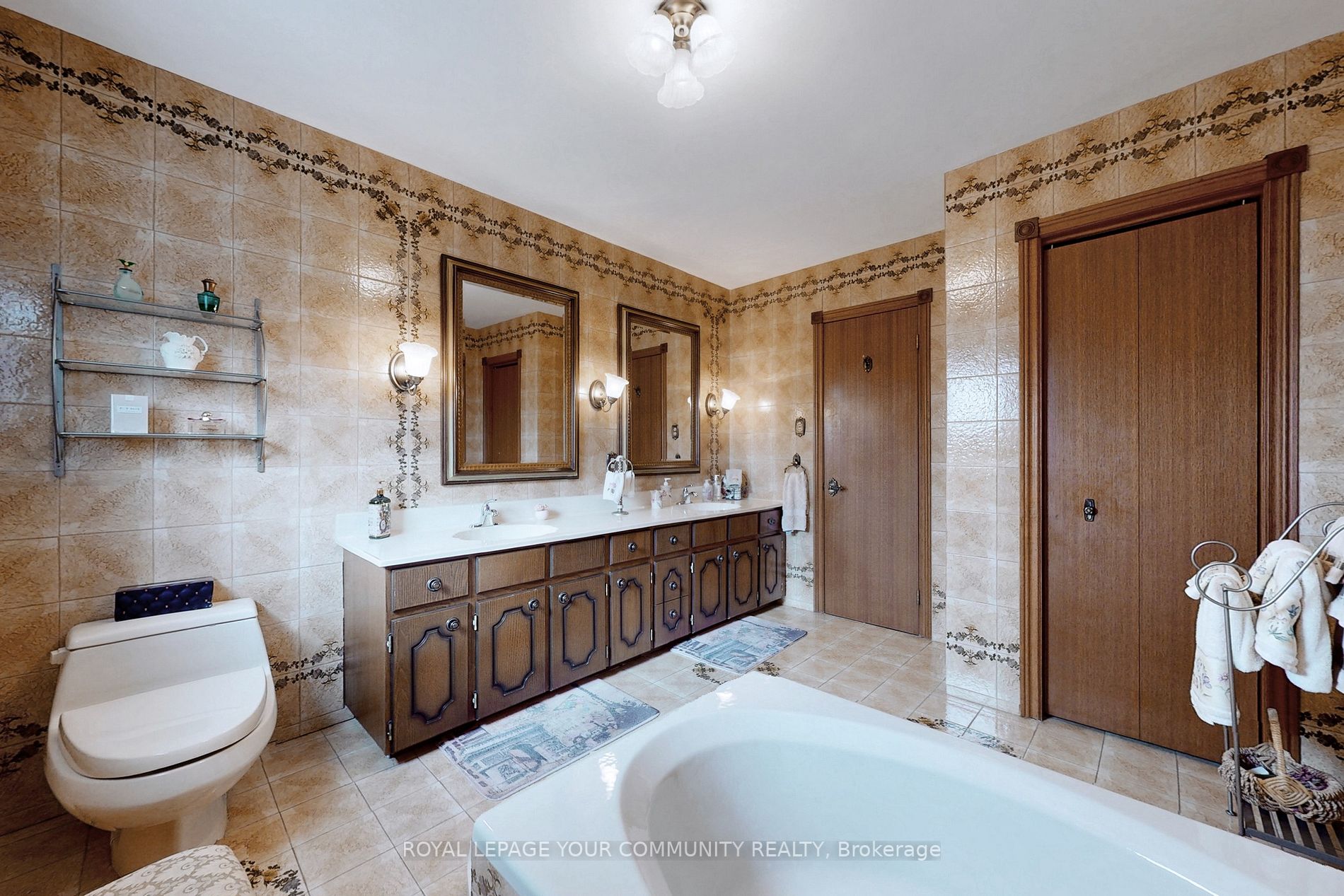 79 Rockview Gdns