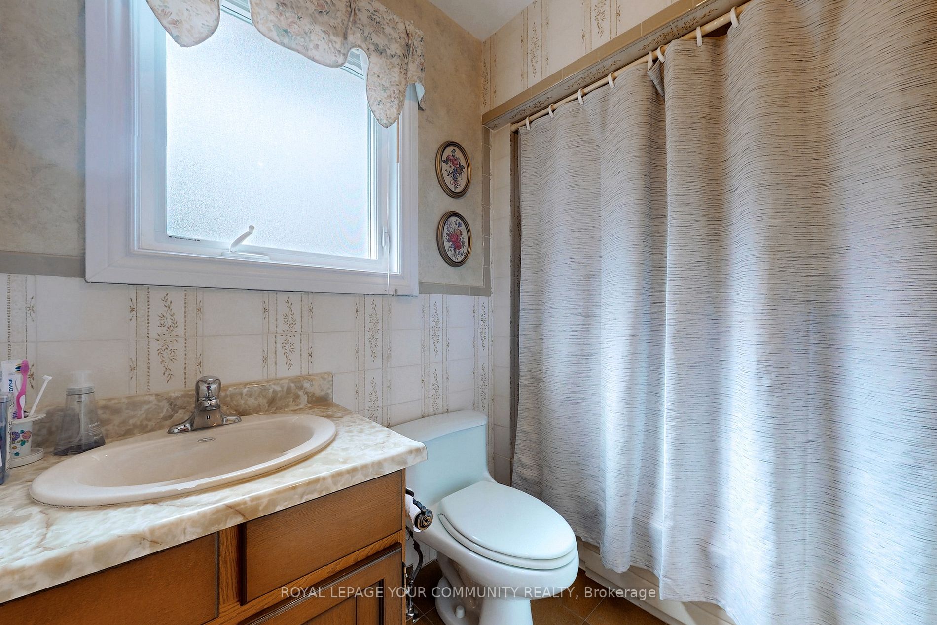 79 Rockview Gdns