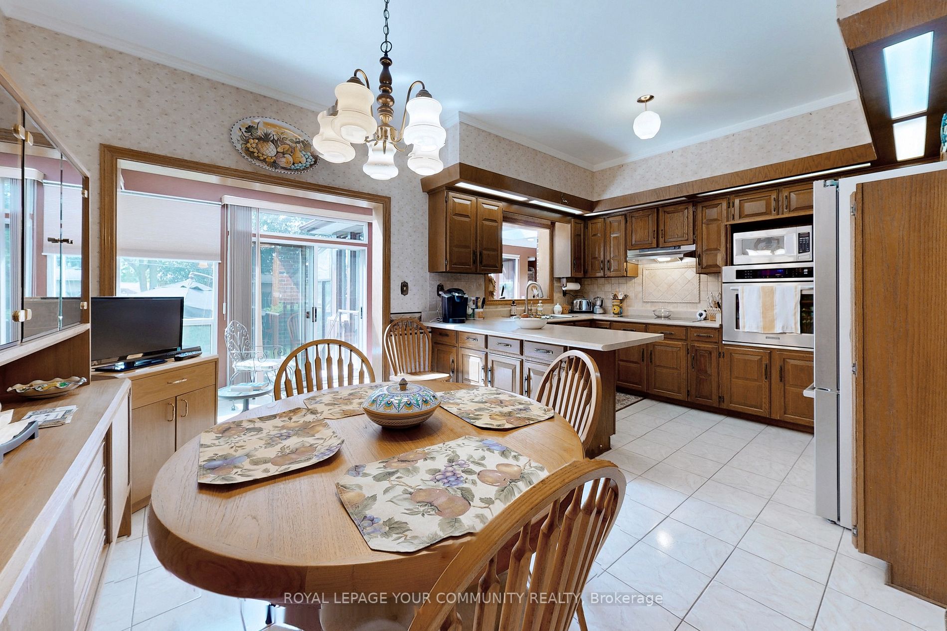 79 Rockview Gdns
