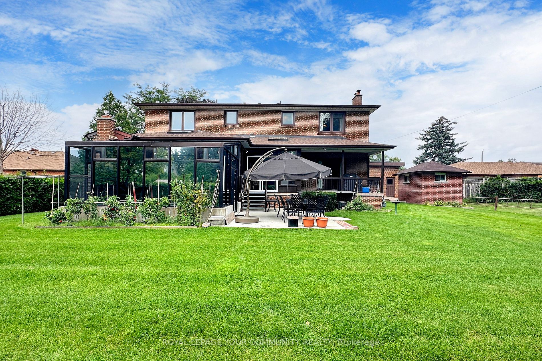 79 Rockview Gdns