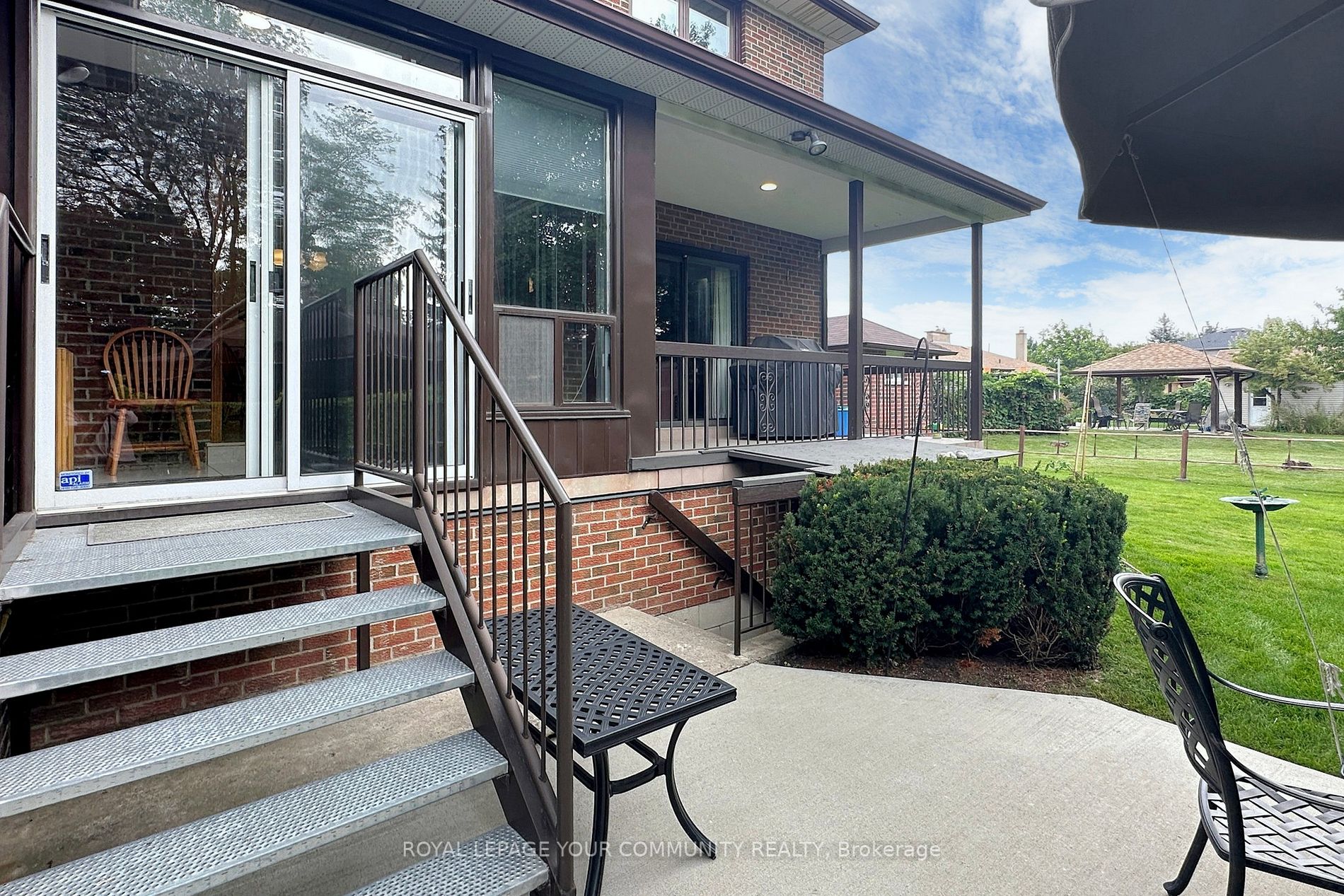 79 Rockview Gdns