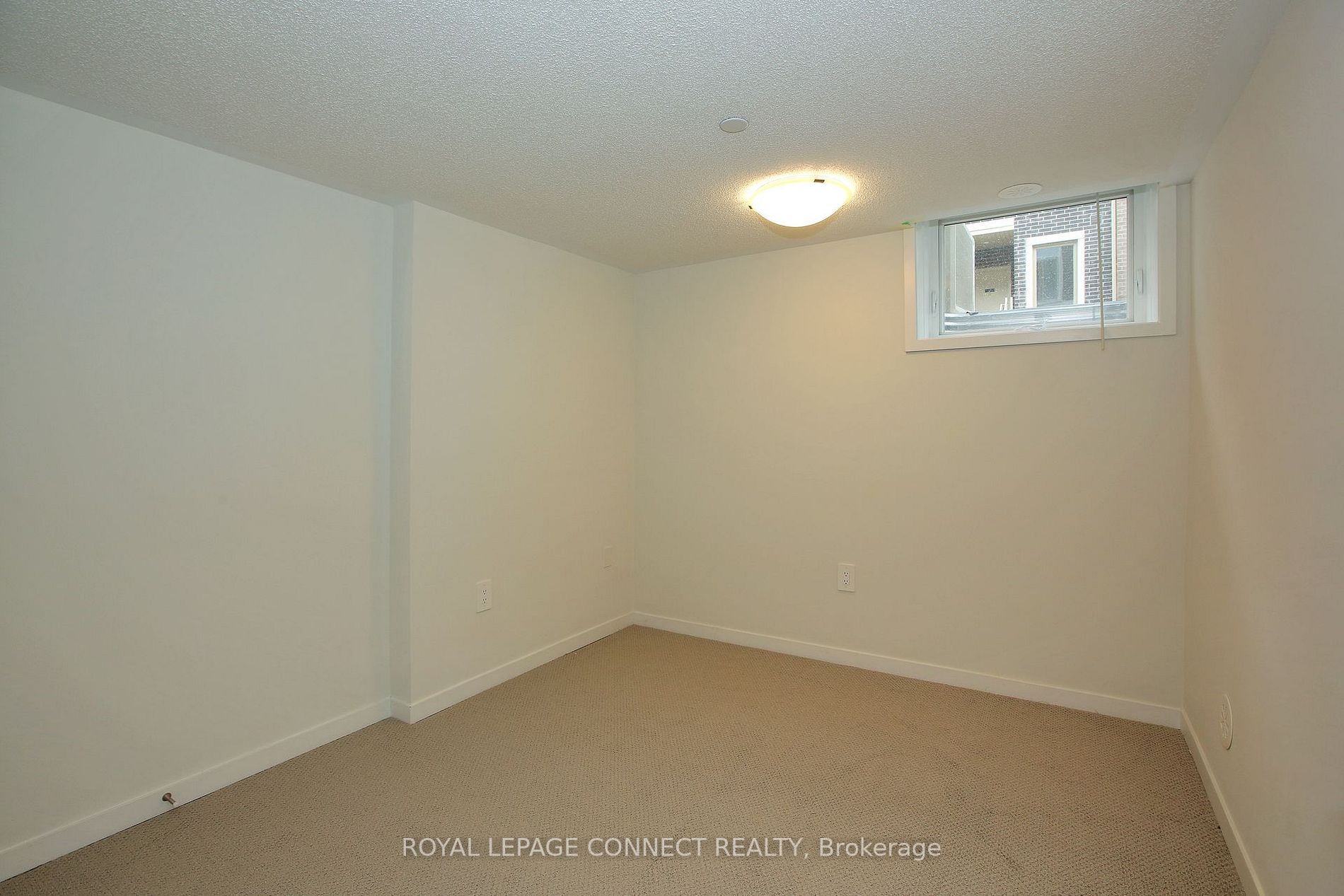 11 Honeycrisp Cres, #17