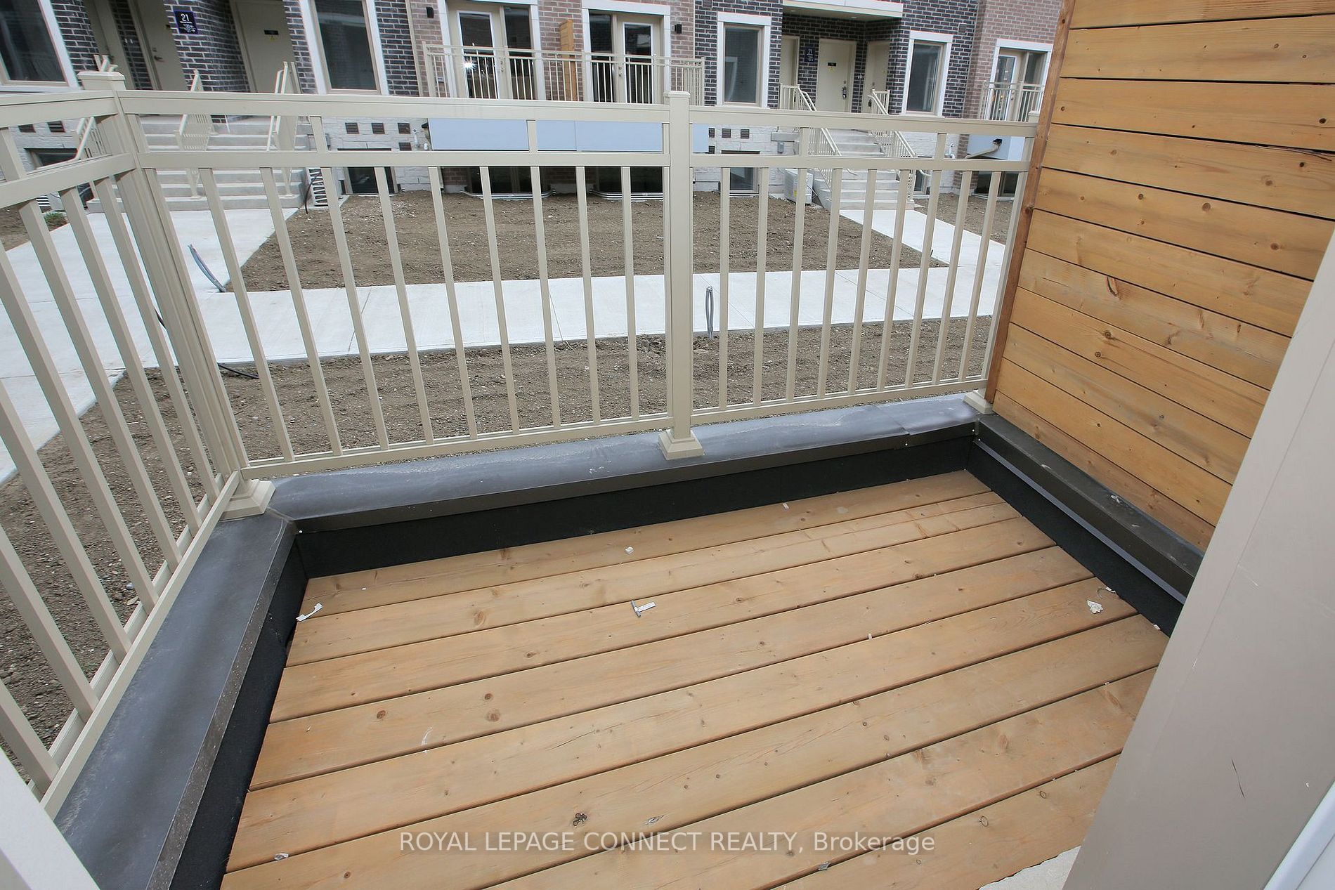 11 Honeycrisp Cres, #17