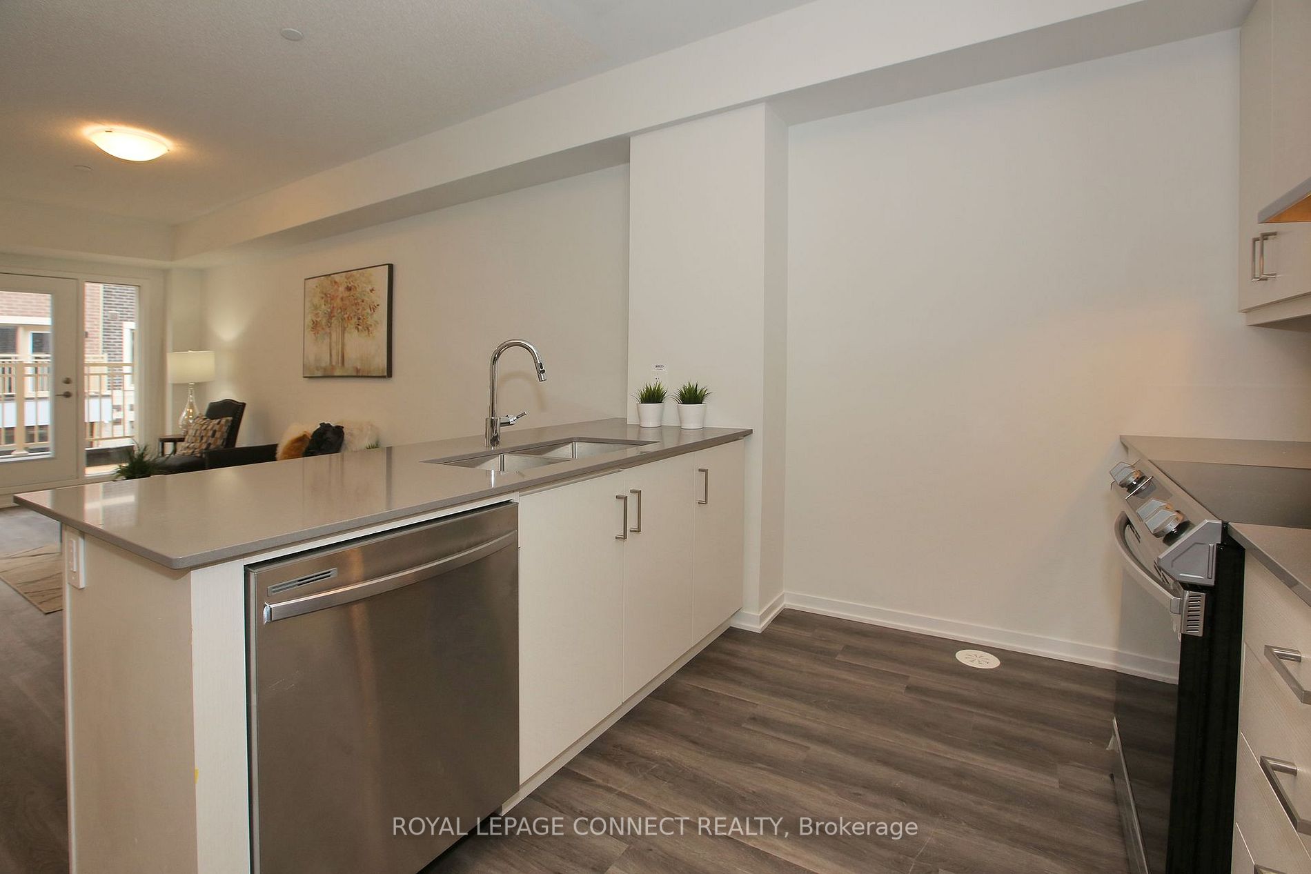 11 Honeycrisp Cres, #17