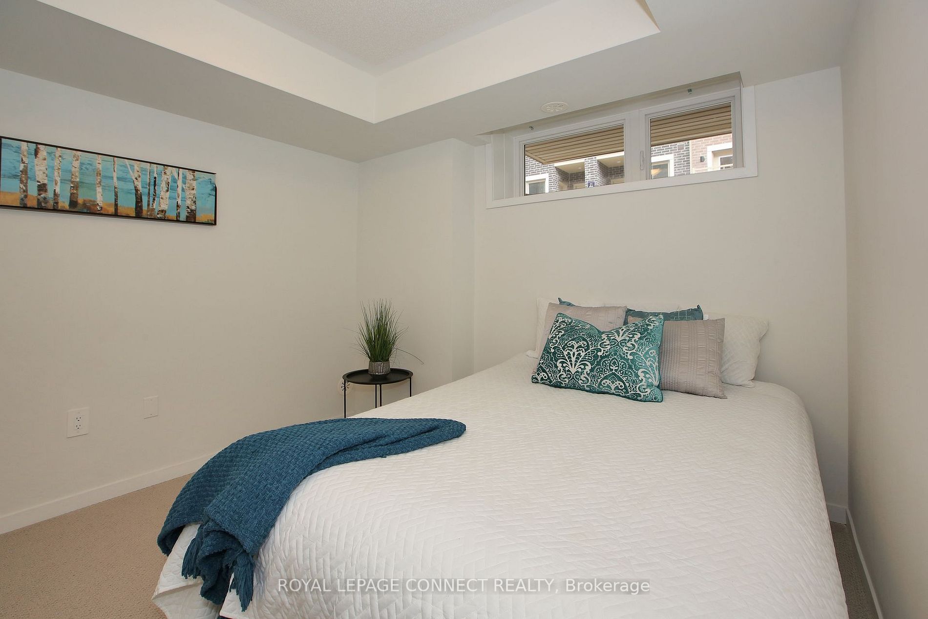 11 Honeycrisp Cres, #17
