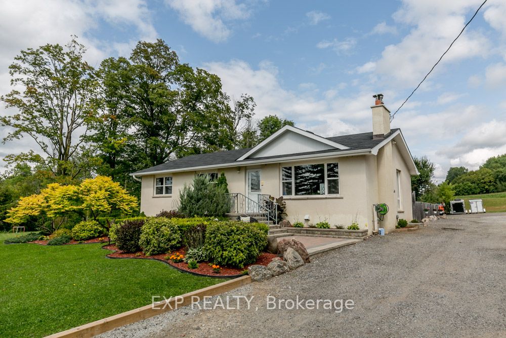 19235 Bathurst St