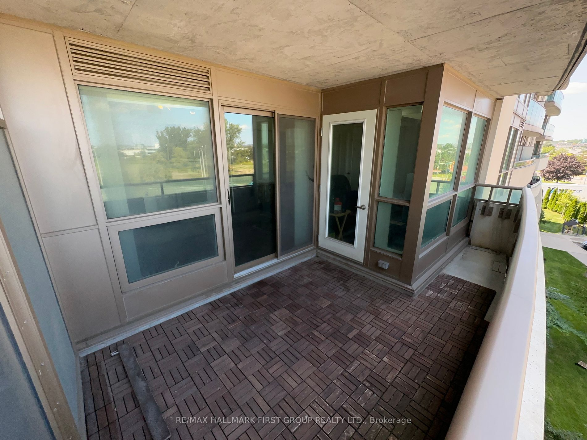 75 Norman Bethune Ave, #422