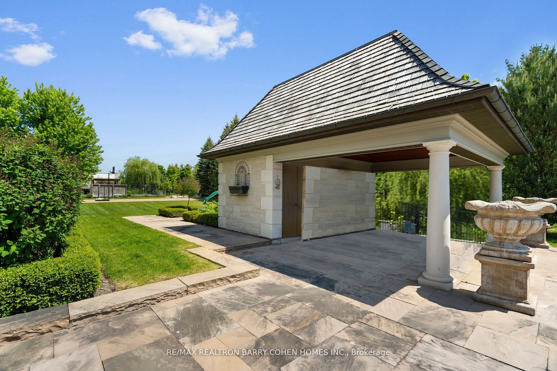 9 Northern Dancer Lane