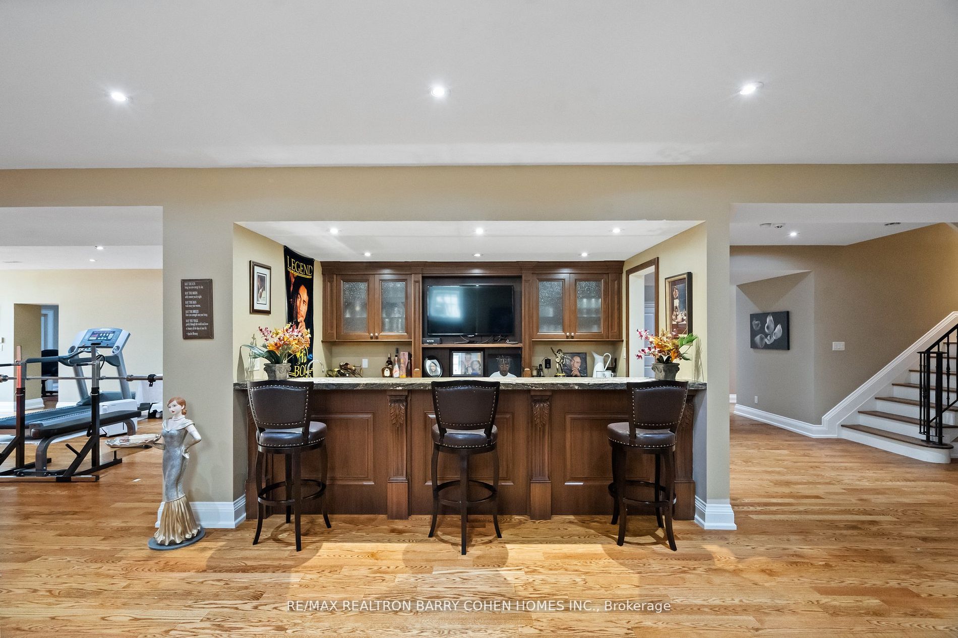 9 Northern Dancer Lane